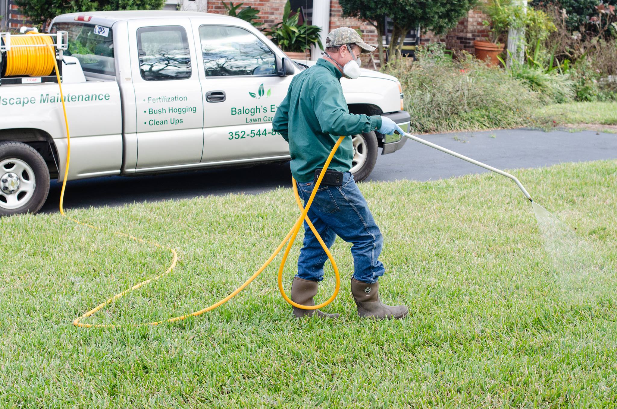 lawnspraying
